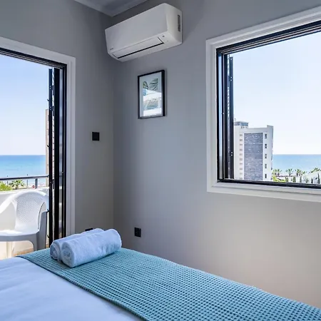 Peale's 2-bedroom In Mackenzie لارنكا