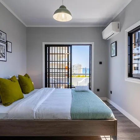 Peale's 2-bedroom In Mackenzie *